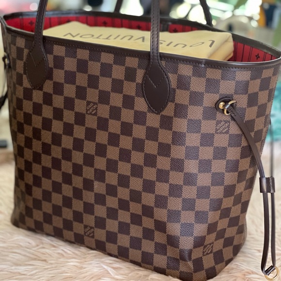 Louis Vuitton Handbags - Louis Vuitton MM Neverfull damier